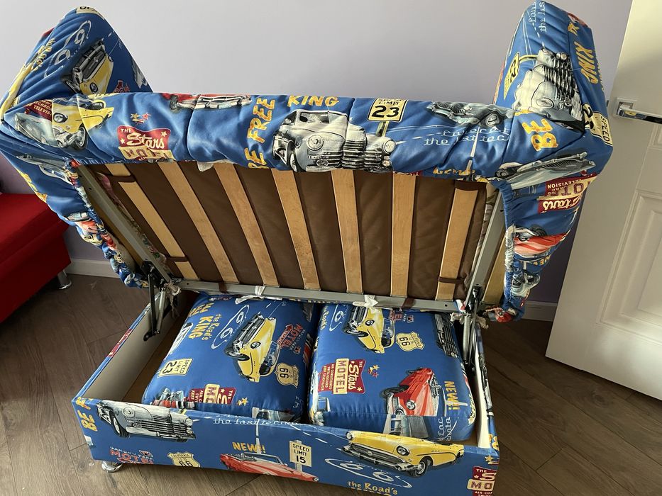 Продам детскую диван кровать