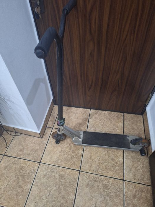 Vând trotineta freestyle mf540