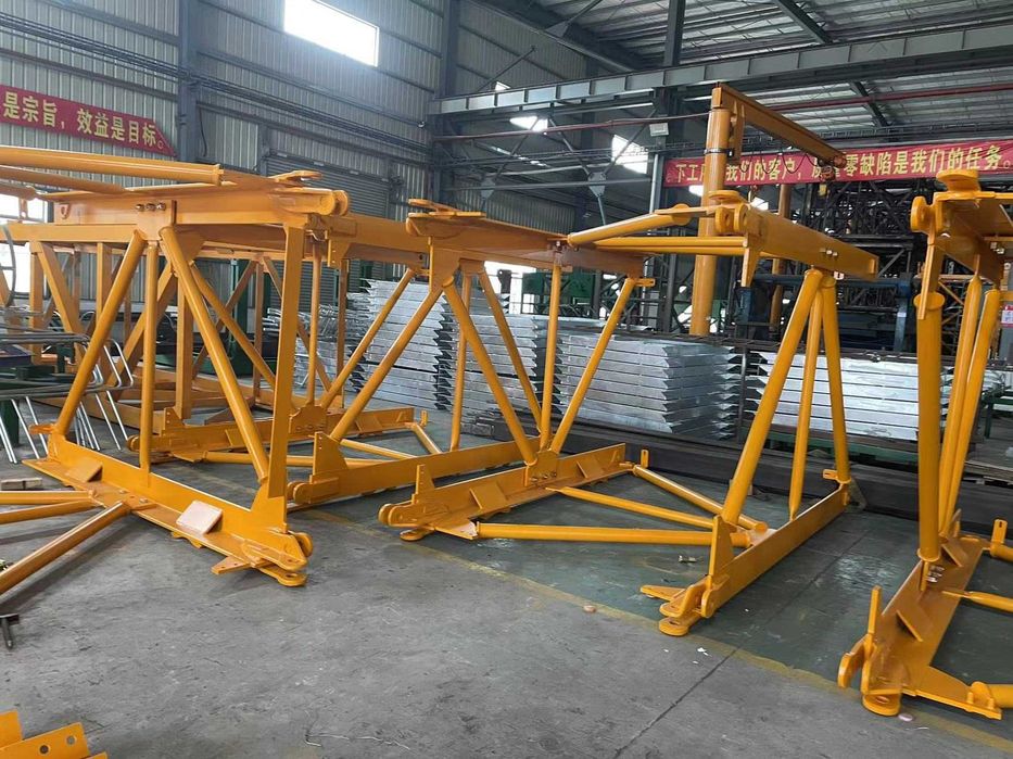 Башенный кран QTZ125 FM6015-6