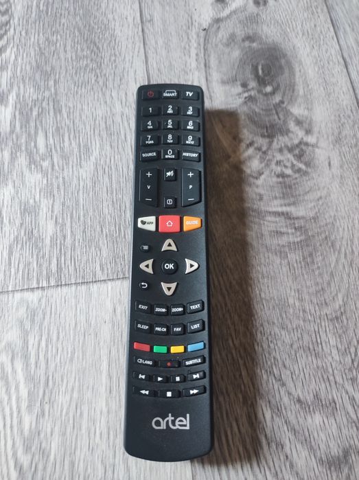 Телевизор artel 81диагональ смарт led