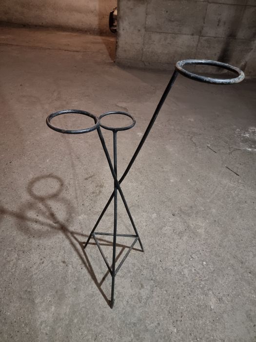 Цветарници от дебело желязо