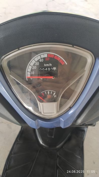 Продам скутер Соник