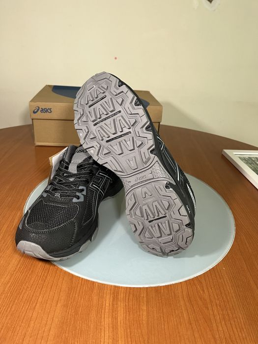 Кроссофки ASICS Gel Venture 6/ 42