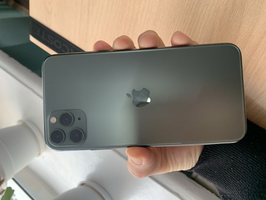 Айфон 11 про мах