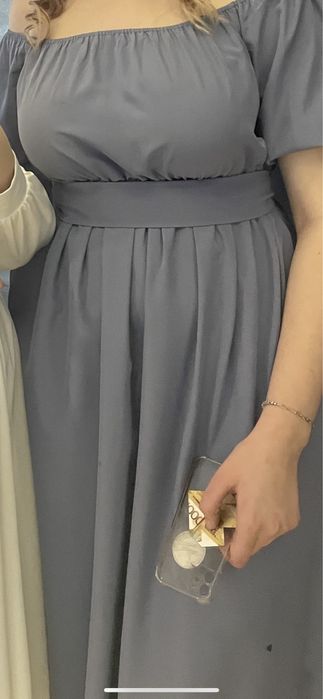 Продам новое платья