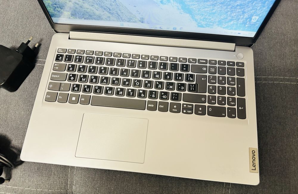 Ноутбук Lenovo ideapad