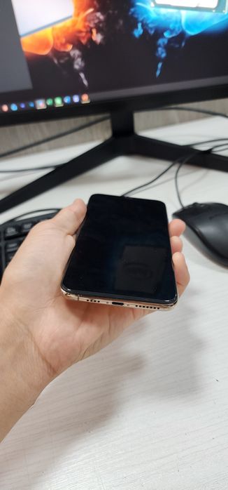 Iphone Xs Max LL/A 64GB Akk 100% ideal Holati