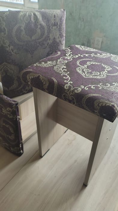 Продам табуретки новые