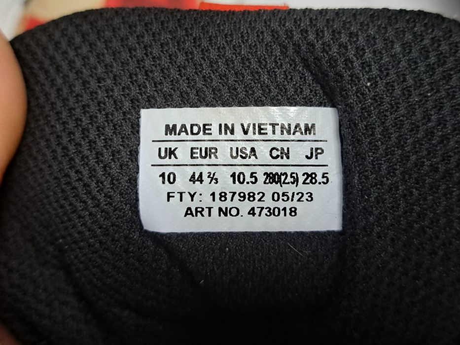 Salomon Gore-tex- Ориг. Маратонки