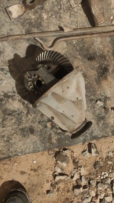 Москвичь на запчасти