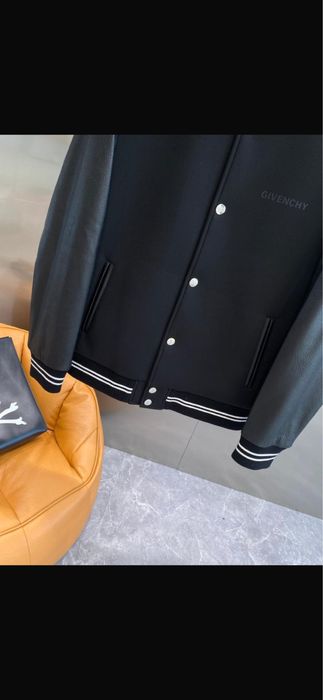 Бомбър яке Givenchy
