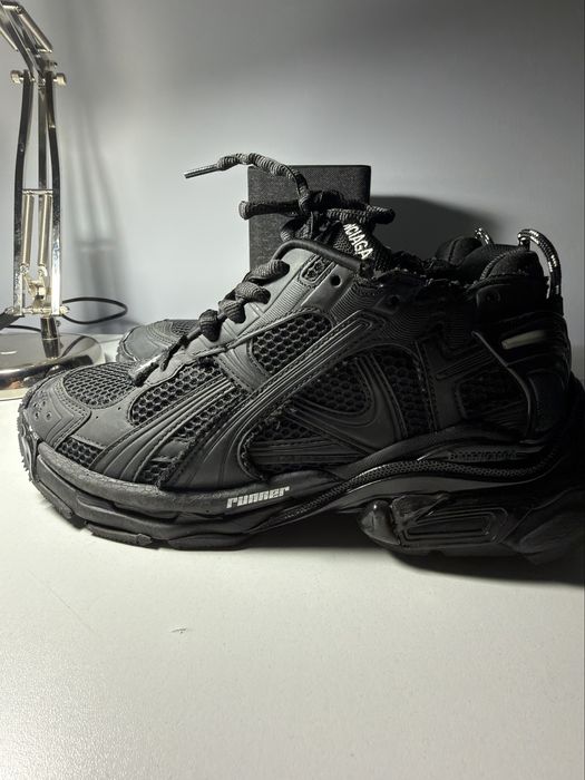 balenciaga runner 42