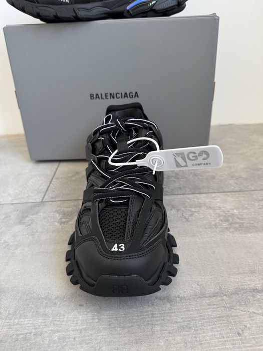 Balenciaga Track 2.0 Led (42-45)