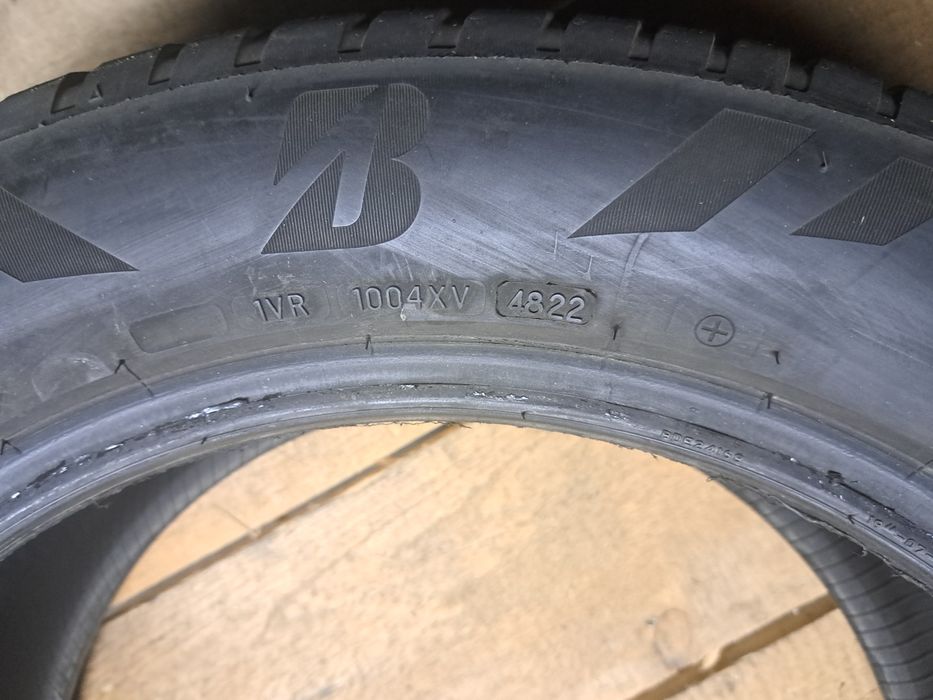 Anvelope desperecheate 255/50 R19 Bridgestone , Michelin