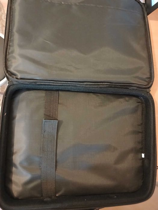 Geanta laptop neagra