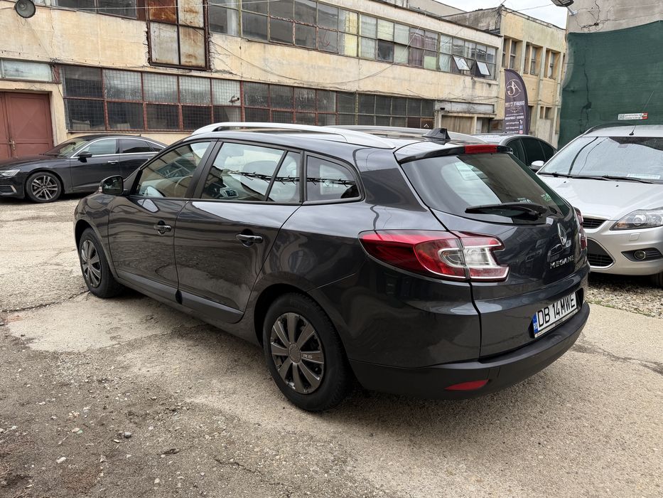Renault Megane 3 Grandtour 1.5 dCi 90CP 2013 Navi Rate Buy-Back