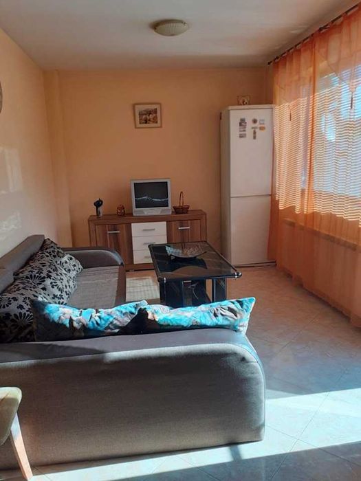 Двустаен имот в Горубляне