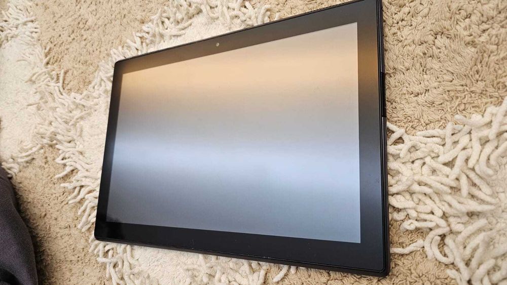 Продам планшет Lenovo Tab TB-X304L