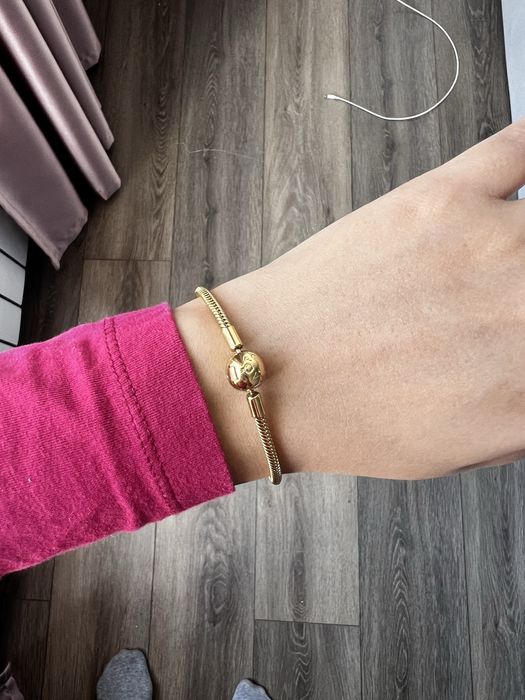 Срочно продам браслет Pandora