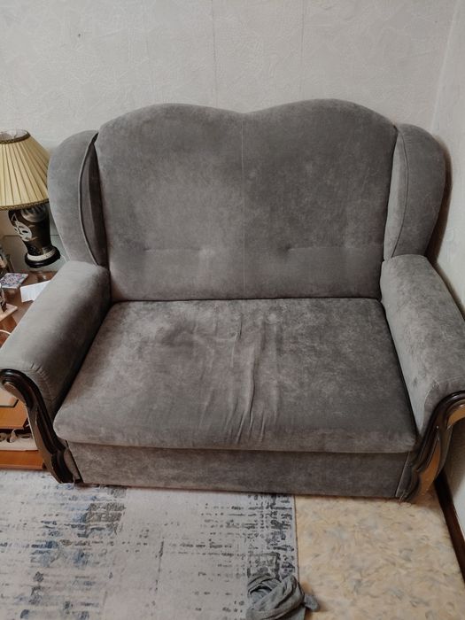 Отдам даром  мягкую мебель