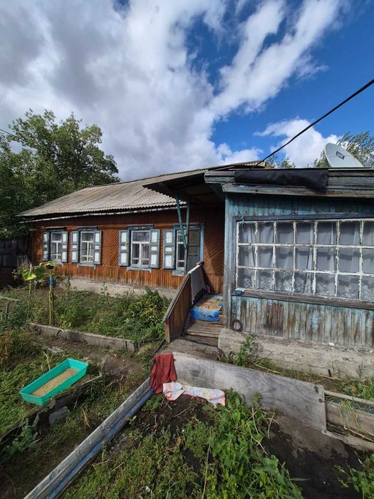 Продается 4 комнатный дом в районе 11 школы