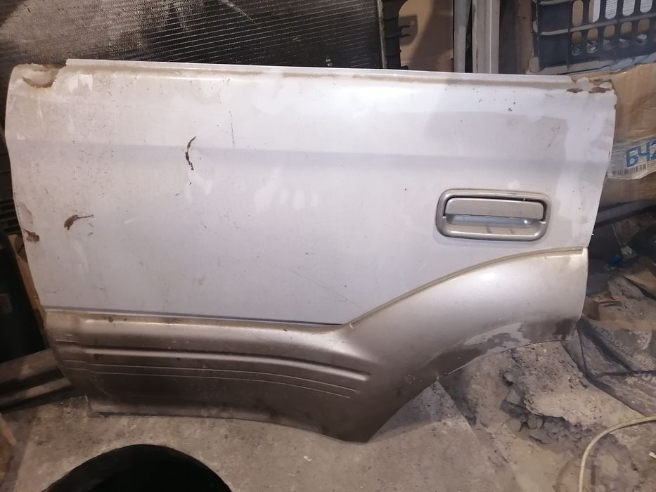 Пластик и проводка на Прадо