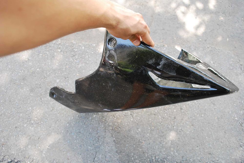 Bug Spoiler Suzuki SV 650 ,pinten carena inferioara . NOU sv650
