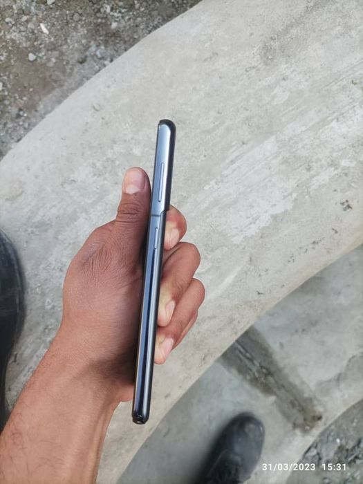 Samsung galaxy s21 5G sotiladi