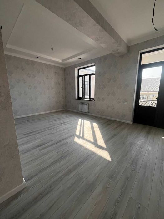 Продается 2-х этажный коттедж в городе Янгиюль