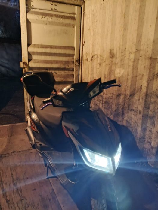 Скутер м8 125куб