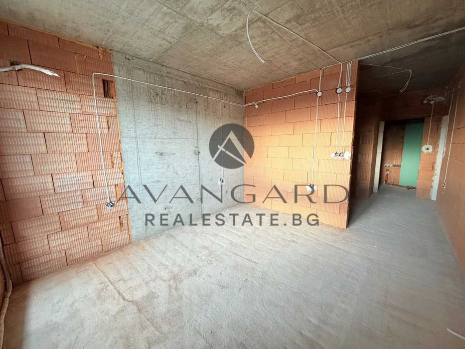 Продава се Тристаен апартамент в Пловдив, Тракия - 127 кв.м за 925 €/кв.м - Снимка #4