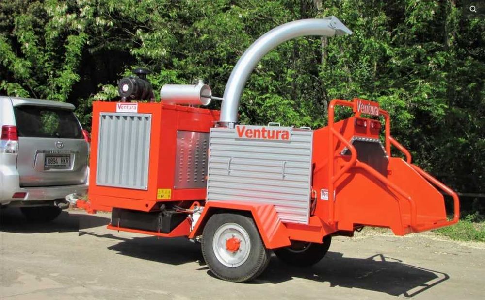 Tocator PROFESIONAL de crengi, deplasabila cu motor diesel 126cp