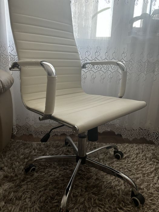 Scaun office alb