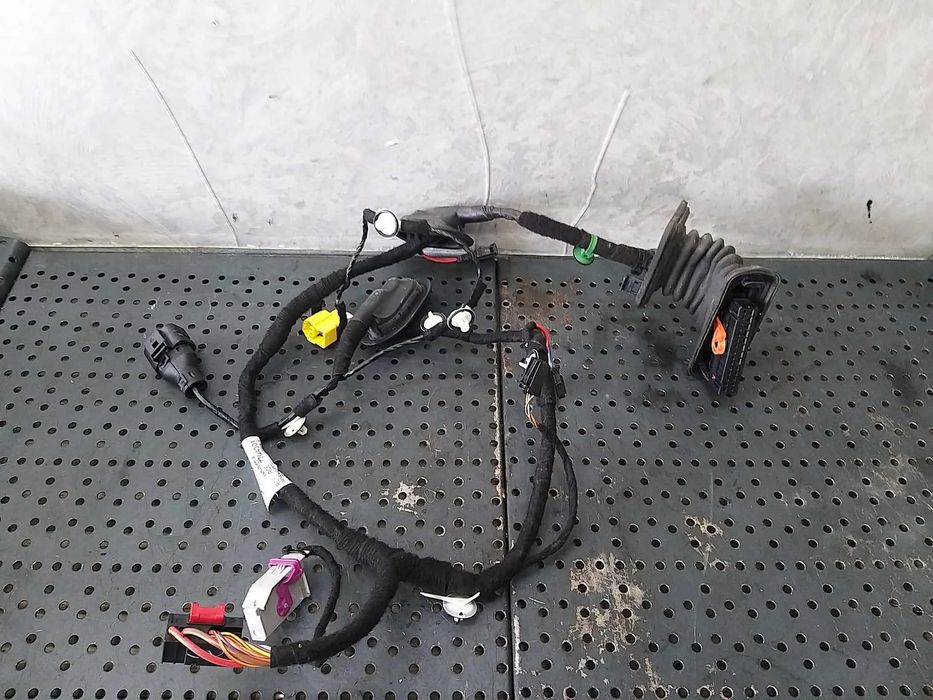 Instalatie electrica usa dreapta fata vw golf 6 5k 1k9971121n