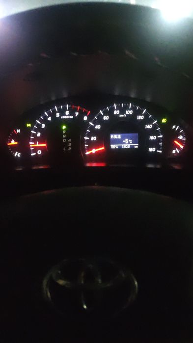 Щиток прибор камри 40