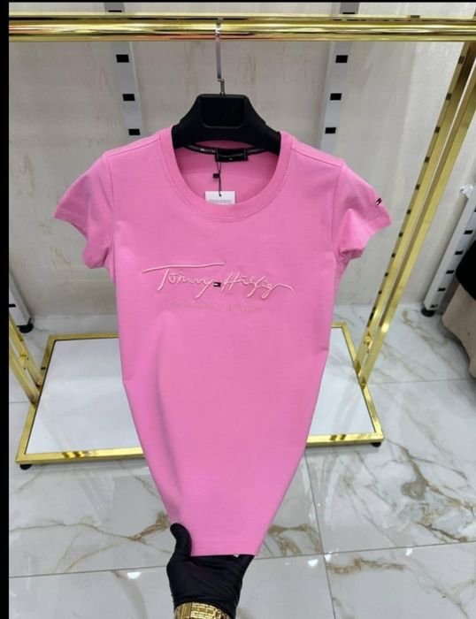 Нови Модели Дамски Тениски