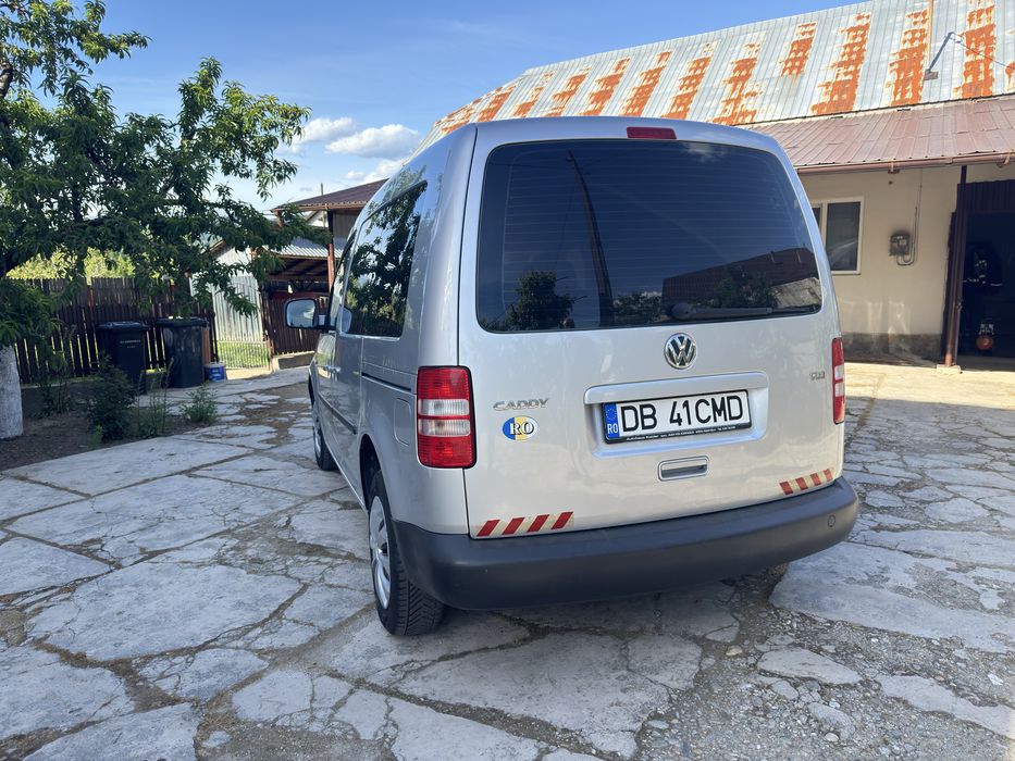 VOLKSWAGEN Caddy 2011 — imagine 3