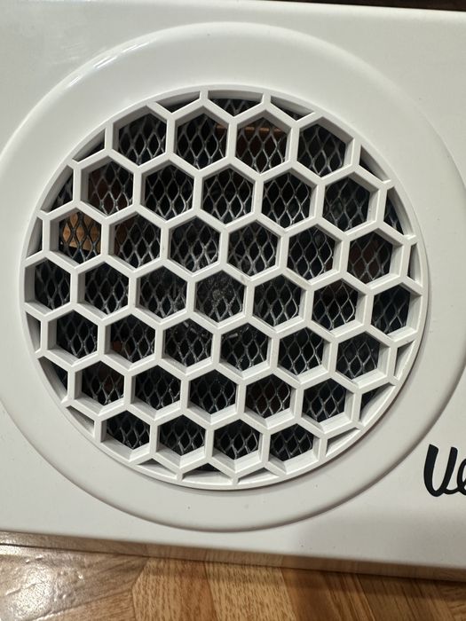 Продам вытяжку маникюрную Max оригинал