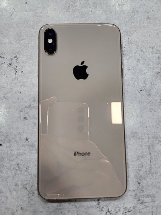 Продам Iphone XS MAX 64Gb 74% идеал