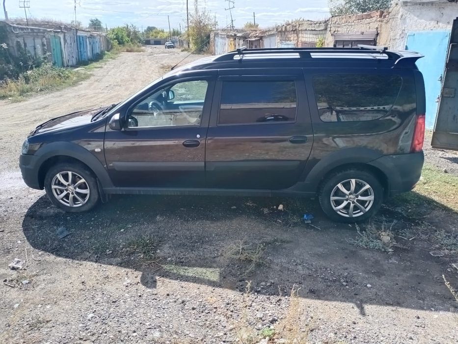 Продам Ларгус крос