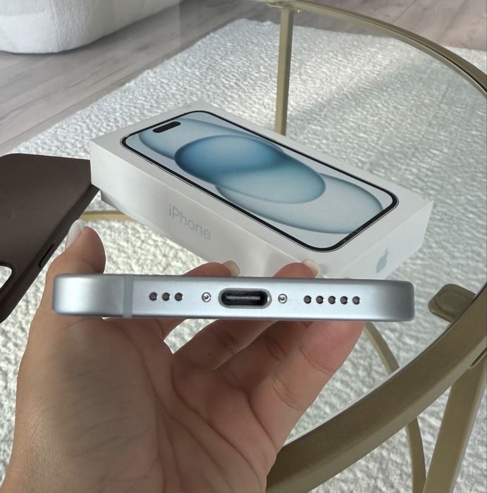 Iphone 15 blue 128 GB