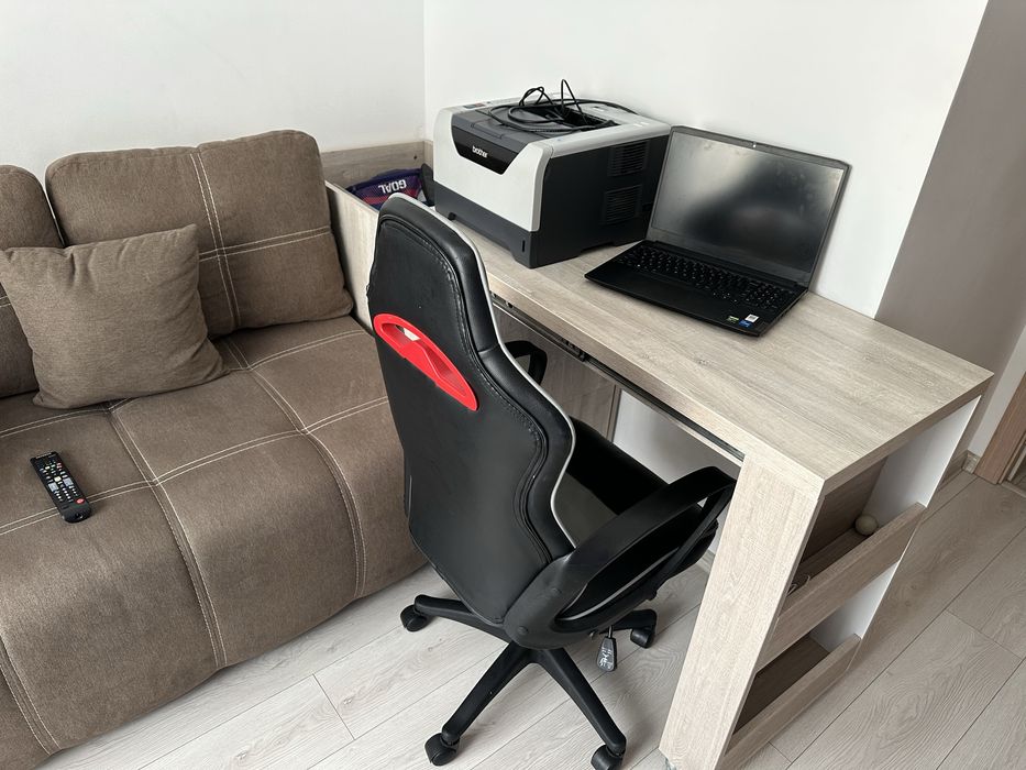 Dulap haine 80 cm,comodă 120 cm,etajeră suspendată,birou