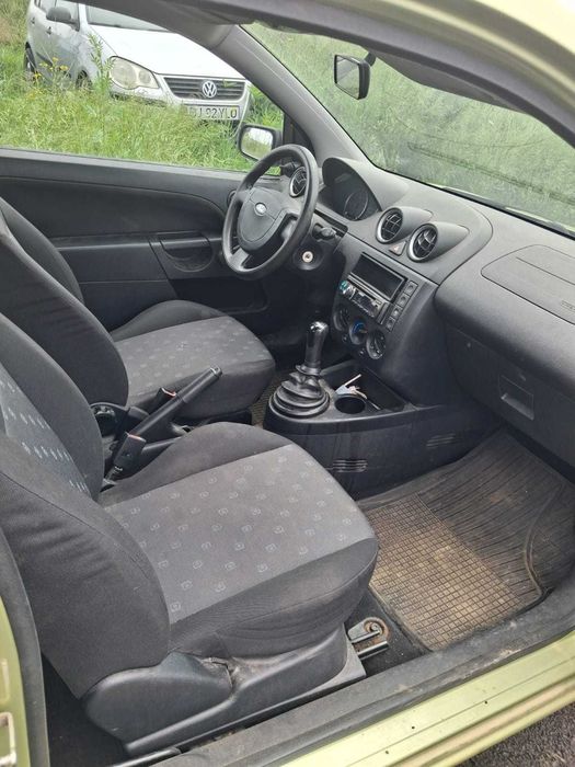 FORD Fiesta 2003 — imagine 4