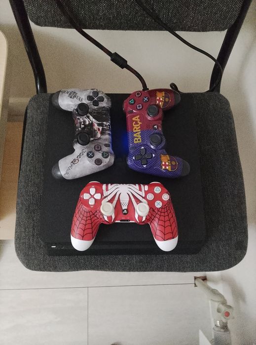 Playstation 4 Slim