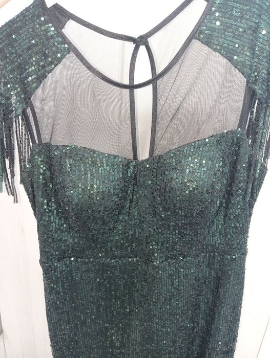 Vând rochie elegantă