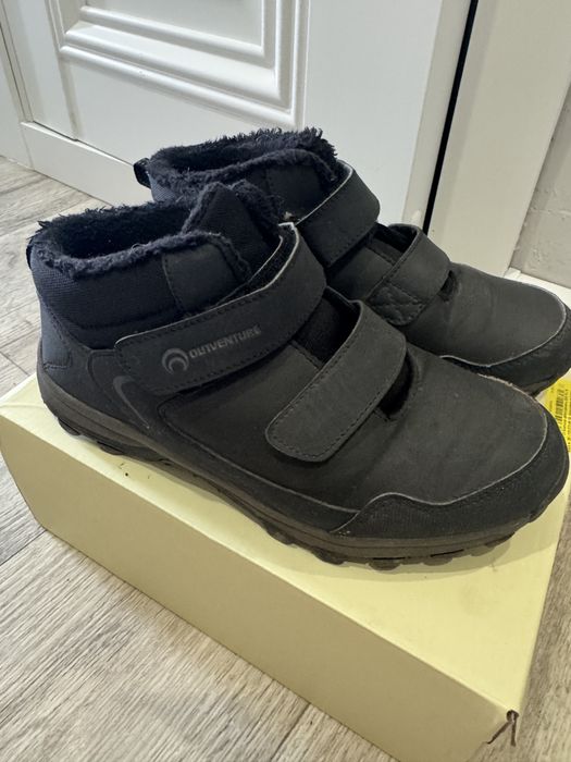 Продам осенние ботинки на подростка