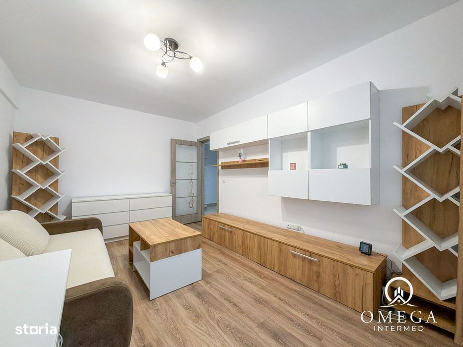 2 camere Decomandat, Bucium Etajul 2