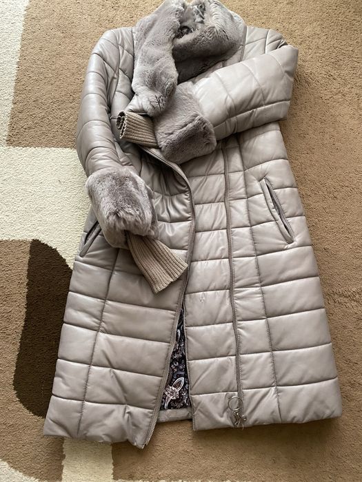 Продам зимнюю куртку