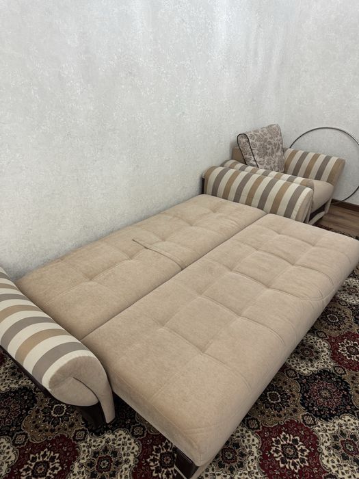 Диван раскладной с креслами