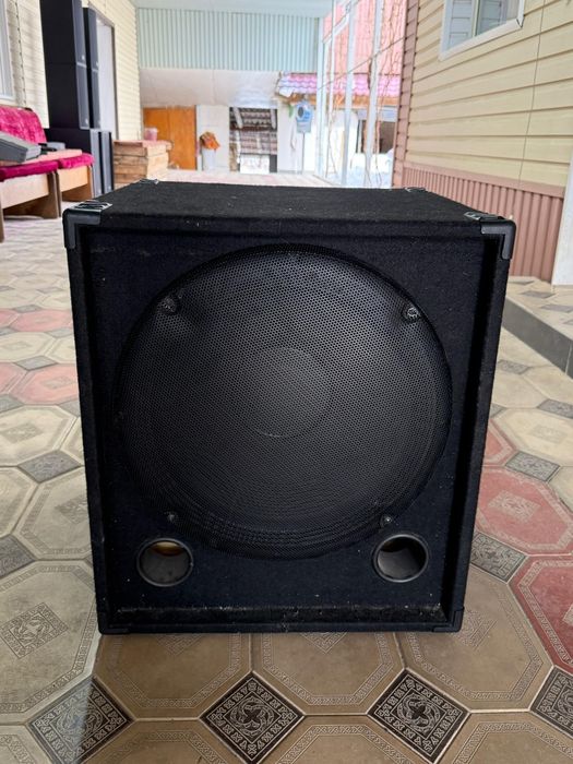 Калонка 18 дюйм суб